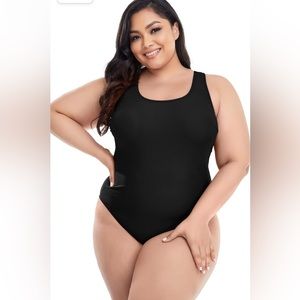 NWT Plus size XXL solid black women’s swimsuit